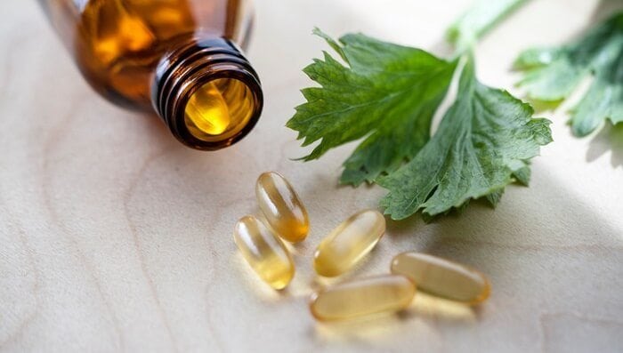 15 supplements for leaky gut including 3 essential oils!